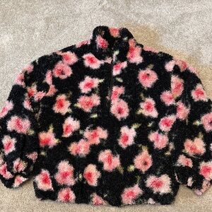 Sandy Laing Floral Pullover-limited edition

oversized pullover